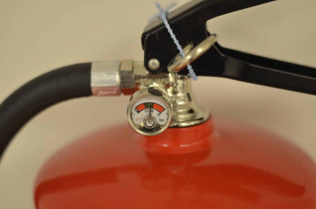 powder extinguisher